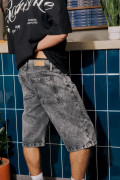 Bermuda gris oscura de jean slim con tiro bajo