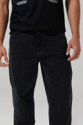 Jean baggy gris intenso tiro medio con bota ancha y bolsillos