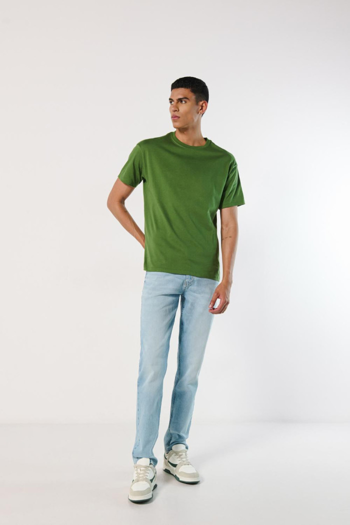 Camiseta ajustada en algodón unicolor con cuello redondo