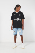 Camiseta oversize cuello V negra con estampado college