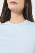 Camiseta unicolor en rib ajustada con cuello redondo