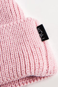 Gorro unicolor tejido con doblez ajustable y texto bordado