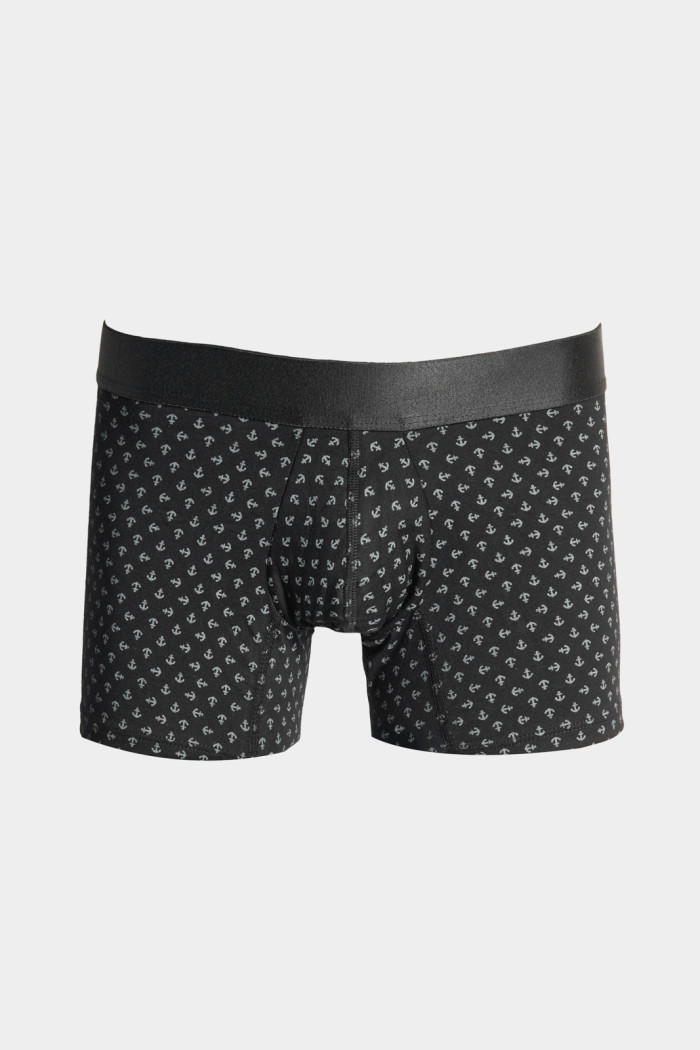 Bóxer negro trunk-corto con estampados de anclas