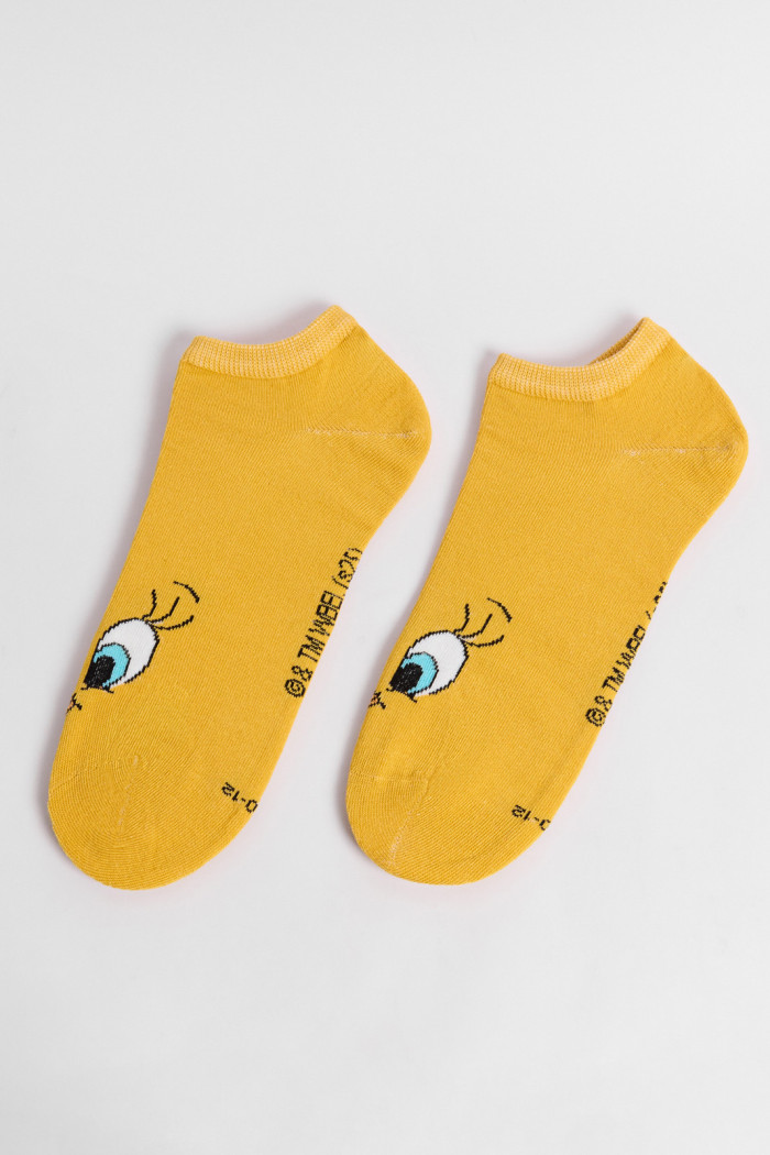 Medias tobilleras amarillas con diseño de Looney Tunes
