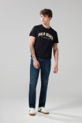 Jean straight leg bota recta azul oscuro con tiro bajo