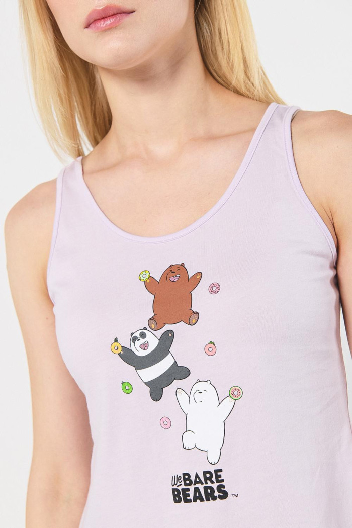 Camiseta manga sisa lila clara con diseño de Escandalosos