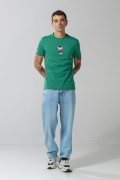 Camiseta cuello redondo unicolor con arte de Snoopy