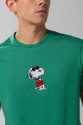 Camiseta cuello redondo unicolor con arte de Snoopy