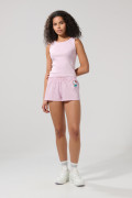 Short rosado claro con diseño de Hello Kitty y tiro medio