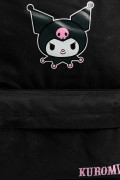 Maleta negra con diseño de Kuromi y bolsillo delantero