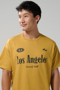 Camiseta amarilla oscura college oversize manga corta