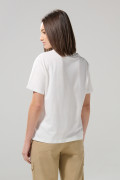 Camiseta cuello redondo crema clara con arte de My Melody