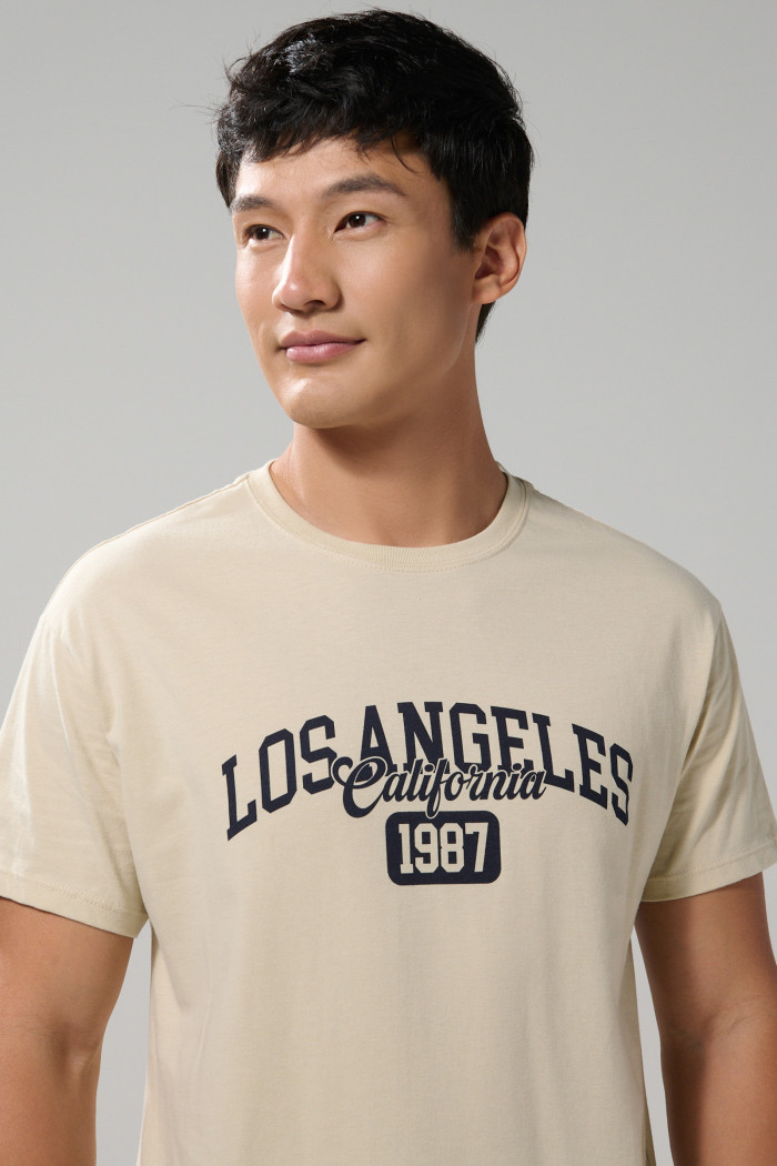 Camiseta en algodón kaki college con manga corta