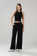 Camiseta crop top unicolor acanalada con manga sisa