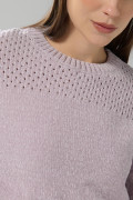Suéter unicolor tejido cuello redondo con texturas