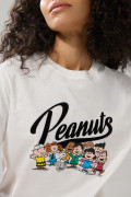 Camiseta crema clara de Snoopy con manga corta