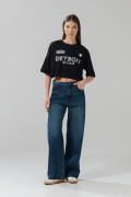 Camiseta crop top femenina fit oversize manga corta