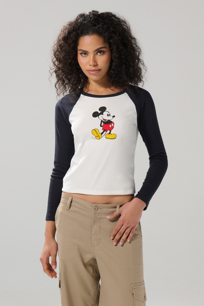 Camiseta de Mickey crema con manga ranglan larga