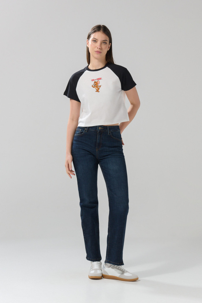 Camiseta crema manga ranglan con diseño de Tom y Jerry