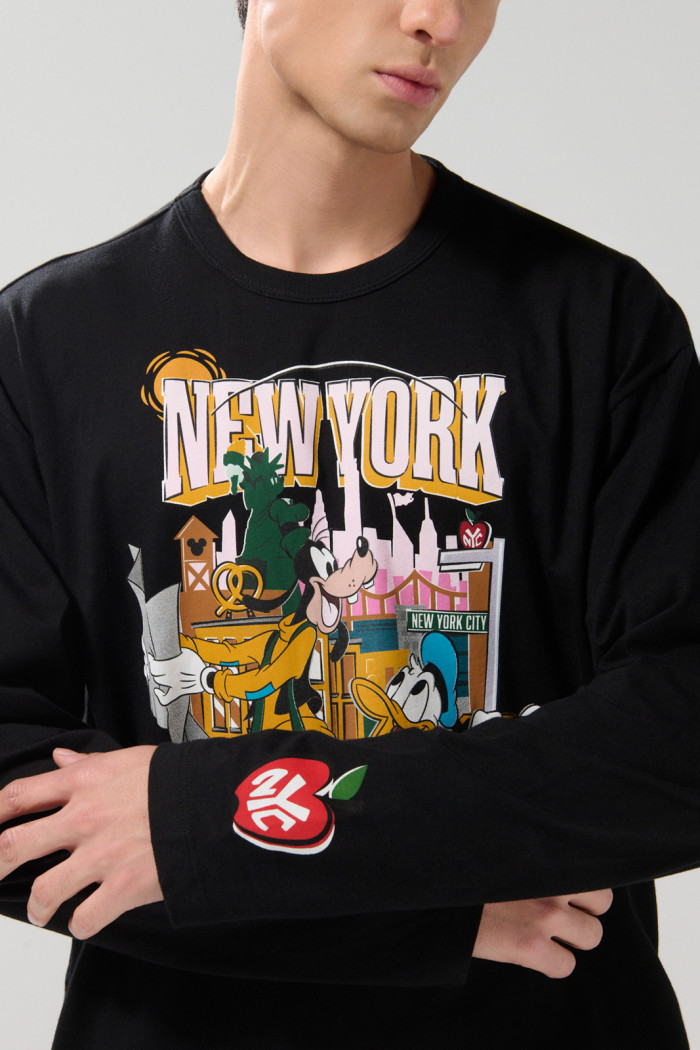 Camiseta manga larga negra con estampado de Mickey