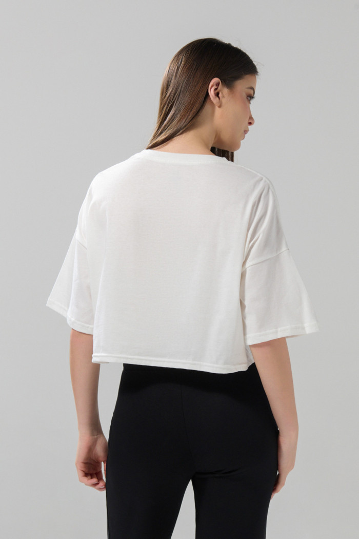 Camiseta oversize crop top crema de Tom y Jerry