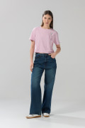 Camiseta crop top rosada con arte de Pinky y Cerebro