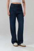 Jean 90´S azul oscuro bota recta con tiro alto y fit holgado