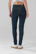 Jean azul oscuro push up tiro alto con pretina sencilla