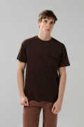 Camiseta unicolor con bolsillo en frente y manga corta