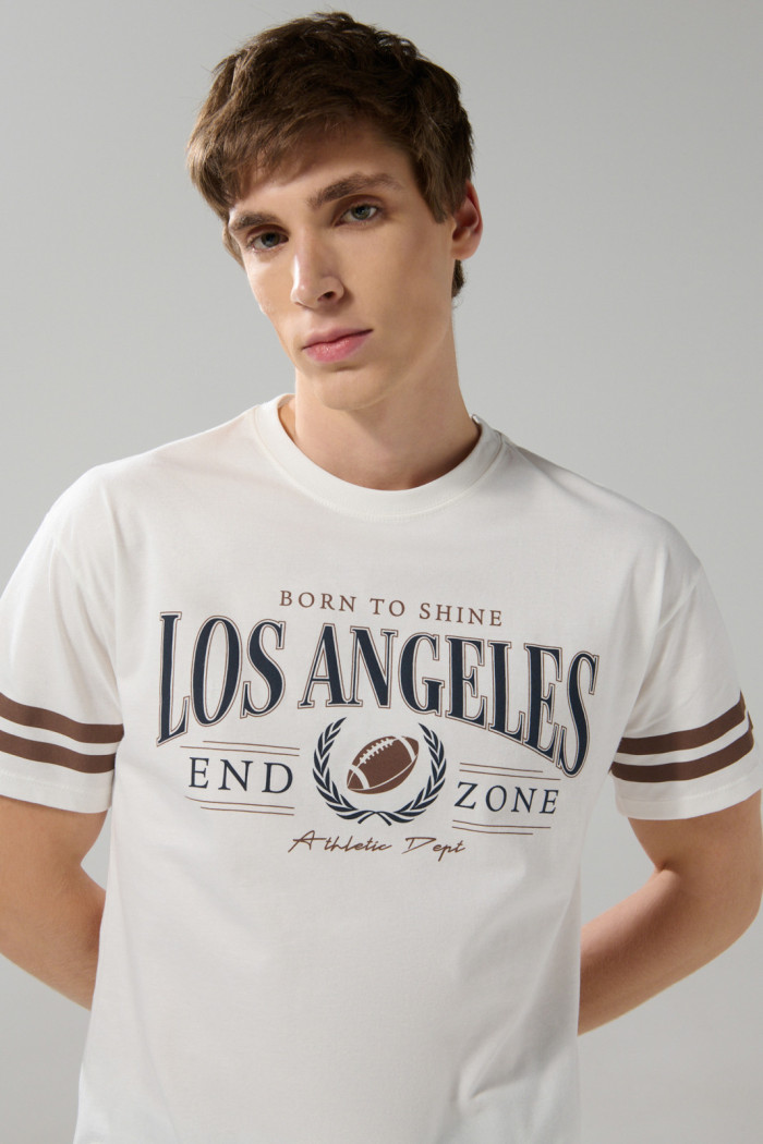 Camiseta college crema en algodón con cuello redondo