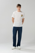 Camiseta cuello redondo crema con artes de Mickey