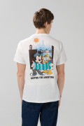 Camiseta cuello redondo crema con artes de Mickey
