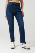Jean mom azul oscuro con botones y tiro súper alto