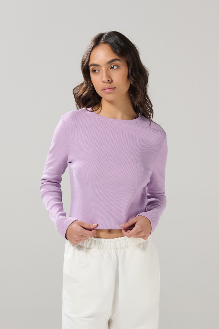 Camiseta acanalada manga larga unicolor con cuello redondo