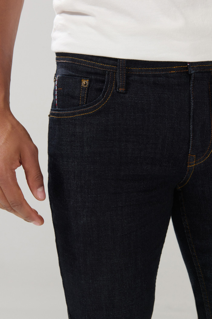 Jean tiro bajo azul intenso skinny ceñido con 5 bolsillos