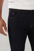 Jean tiro bajo azul intenso skinny ceñido con 5 bolsillos