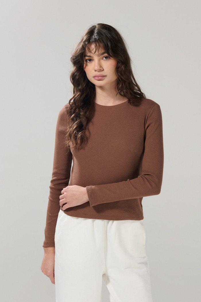 Camiseta acanalada manga larga unicolor con cuello redondo