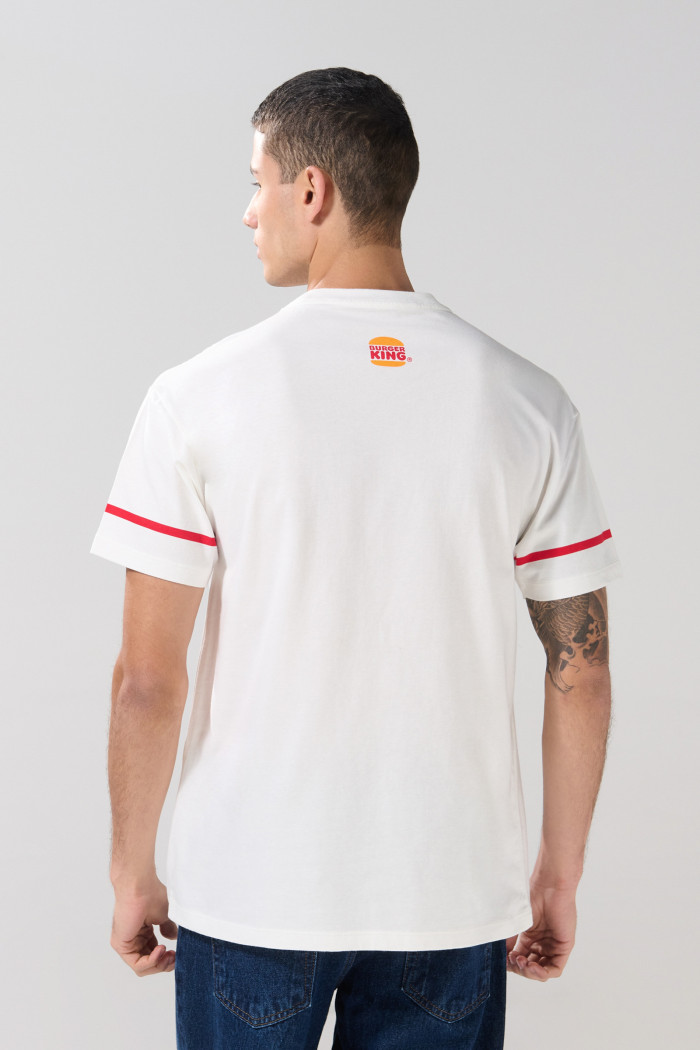 Camiseta de Burger King crema manga corta con hombro rodado