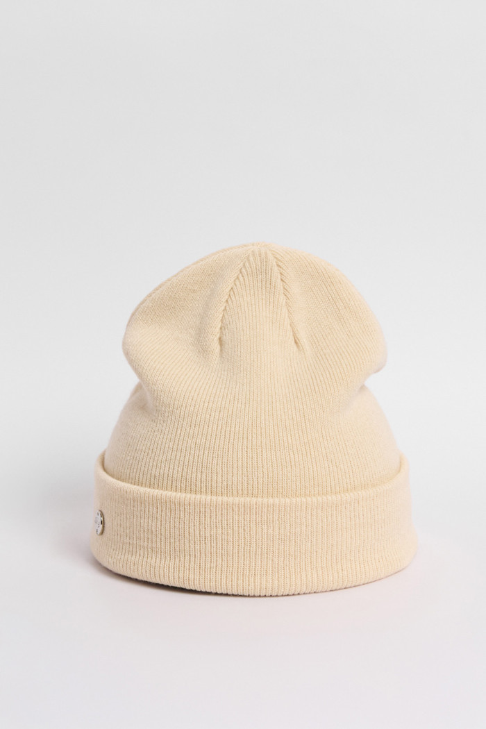 Gorro unicolor tejido con texturas de canal