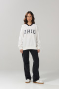 Buzo cuello V crema claro oversize con arte college
