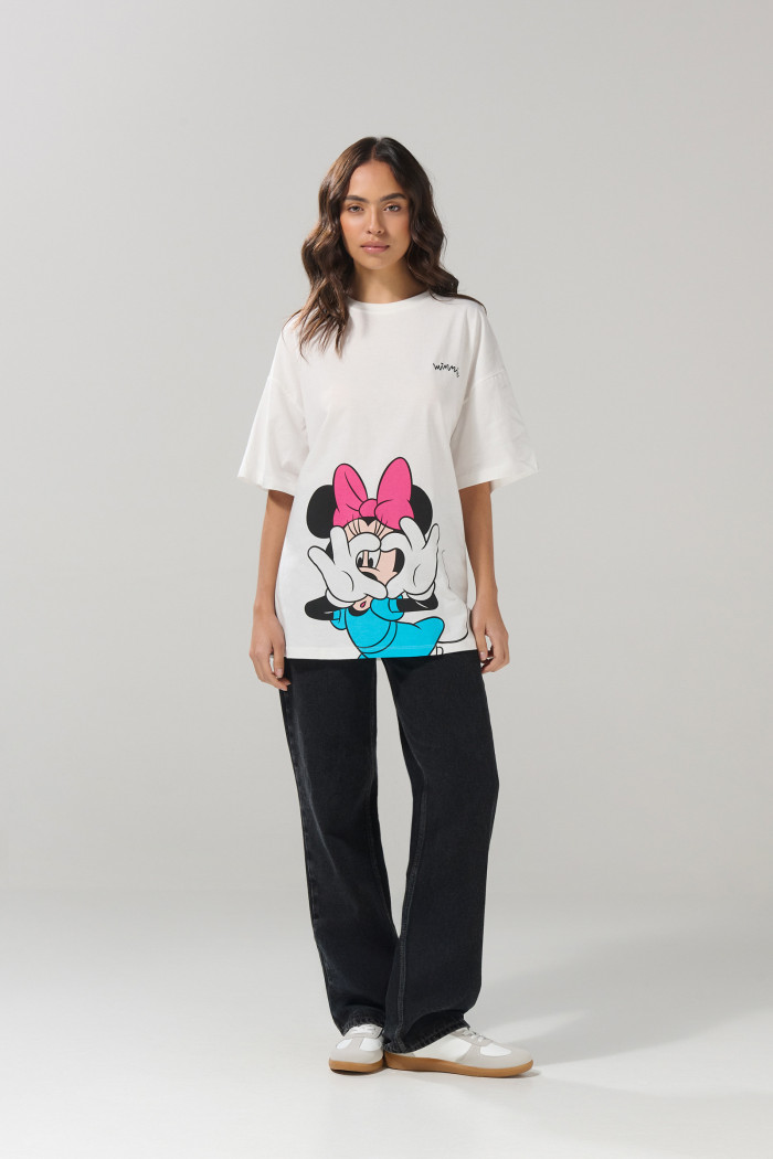 Camiseta oversize crema clara de Minnie manga corta