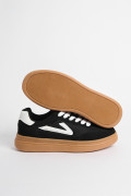 Tenis unicolores casuales con diseños blancos