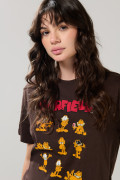 Camiseta manga corta café oscura con diseño de Garfield