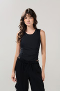 Body manga sisa negro con cuello redondo