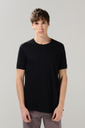 Camiseta en algodón ajustada con cuello redondo unicolor