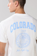 Camiseta crema manga corta con diseños college azules