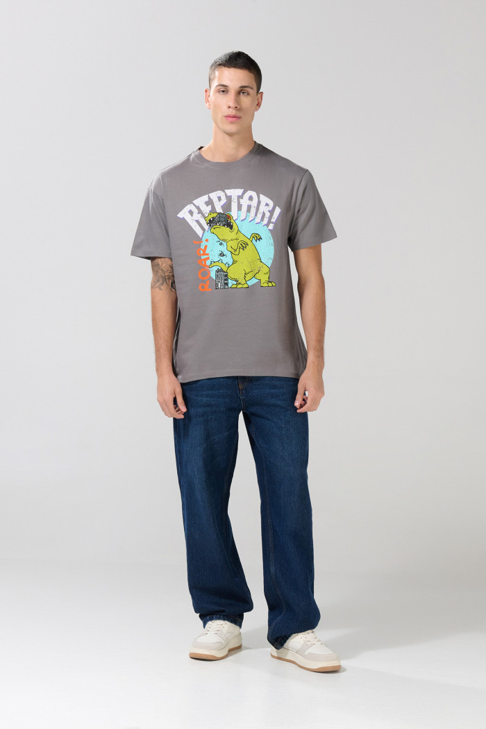 Camiseta cuello redondo gris medio con diseño de Reptar