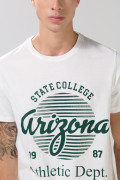 Camiseta en algodón college crema clara manga corta