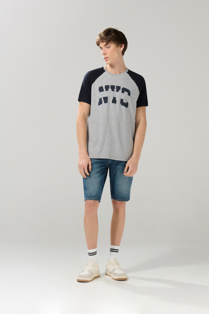 Camiseta manga ranglan college unicolor en algodón