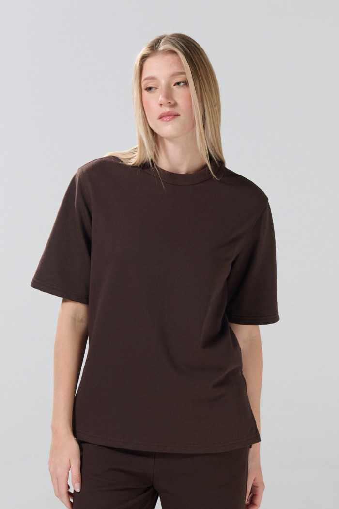 Camiseta oversize manga corta unicolor con aberturas